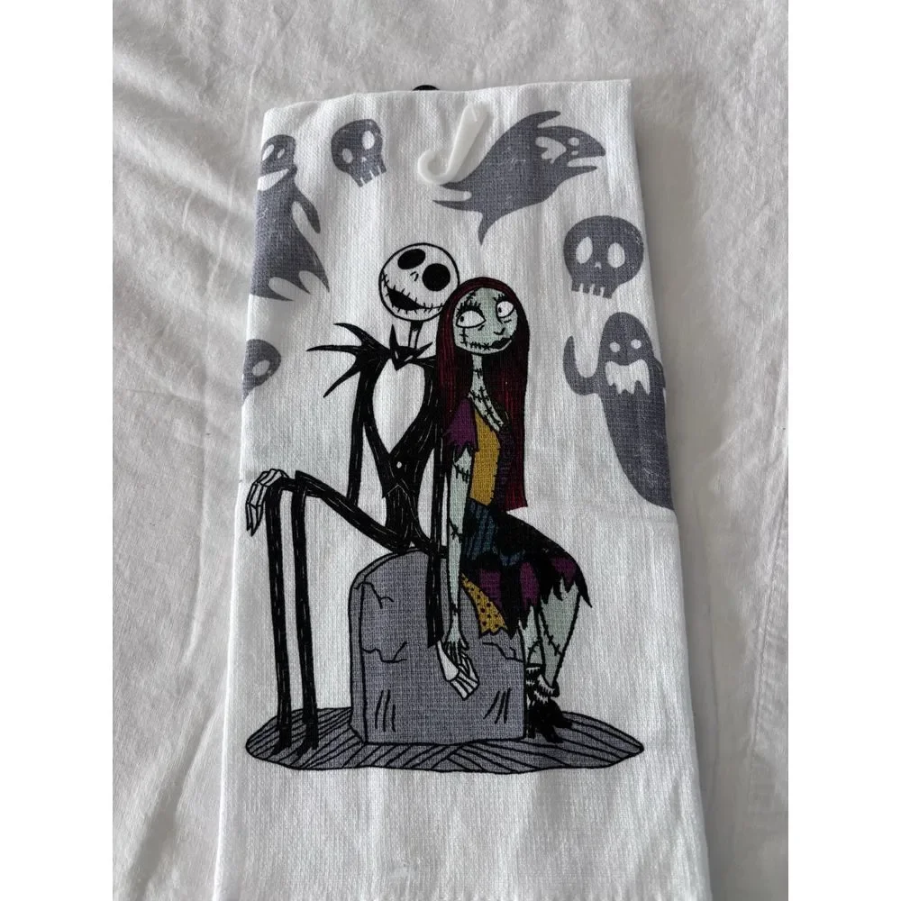Disney's Nightmare Before‎ Christmas NwT Kitchen Towel. 2805